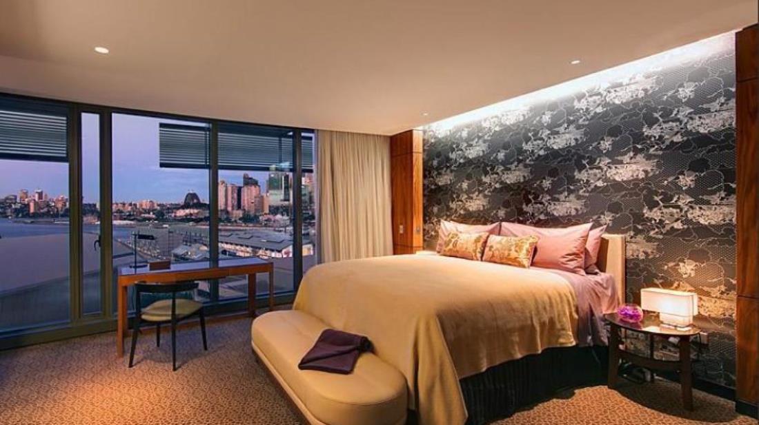The Darling At The Star Hotel Sydney Kültér fotó A bedroom at the Mandarin Oriental