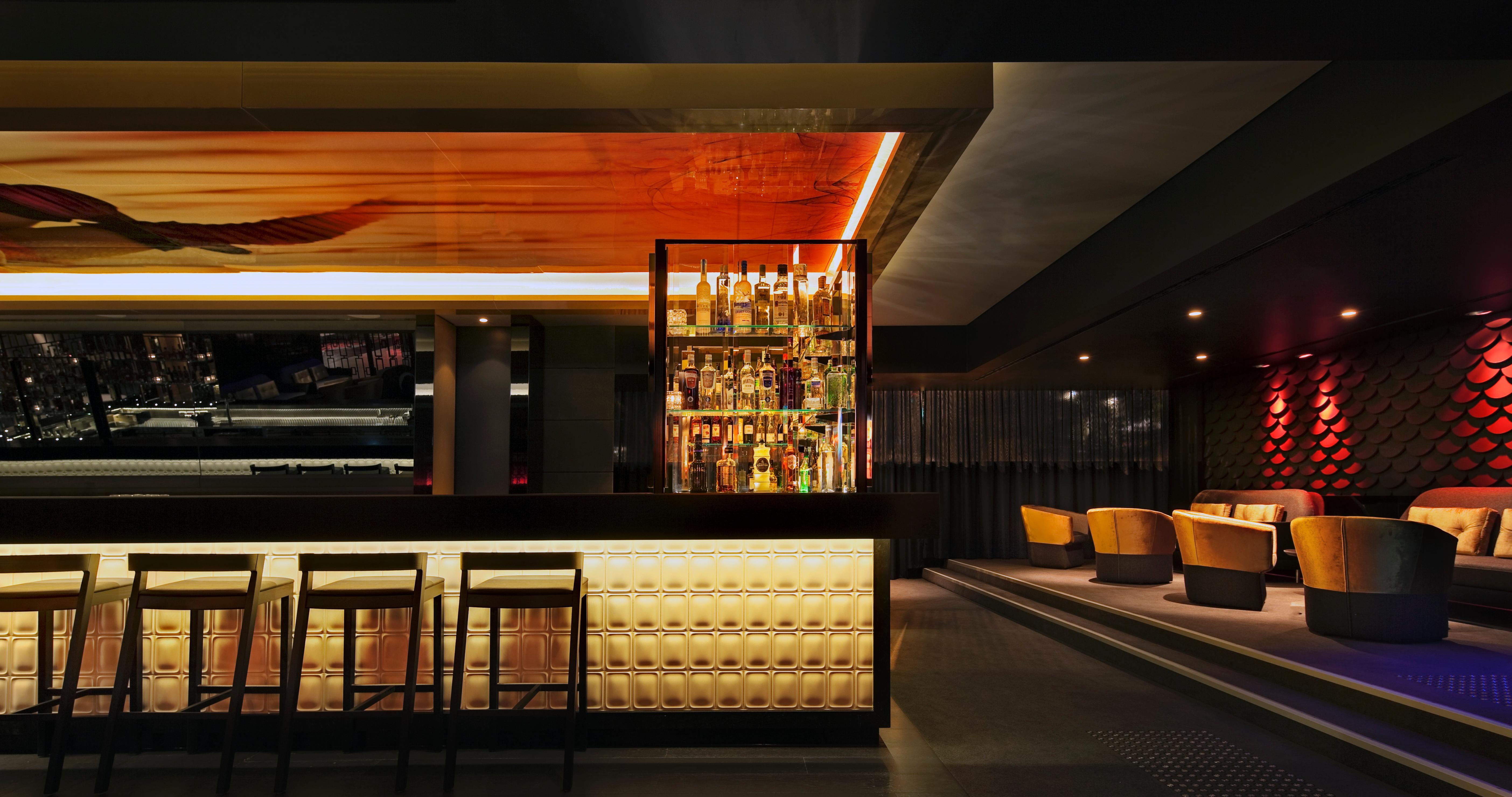 The Darling At The Star Hotel Sydney Kültér fotó The bar at the 360° Lounge