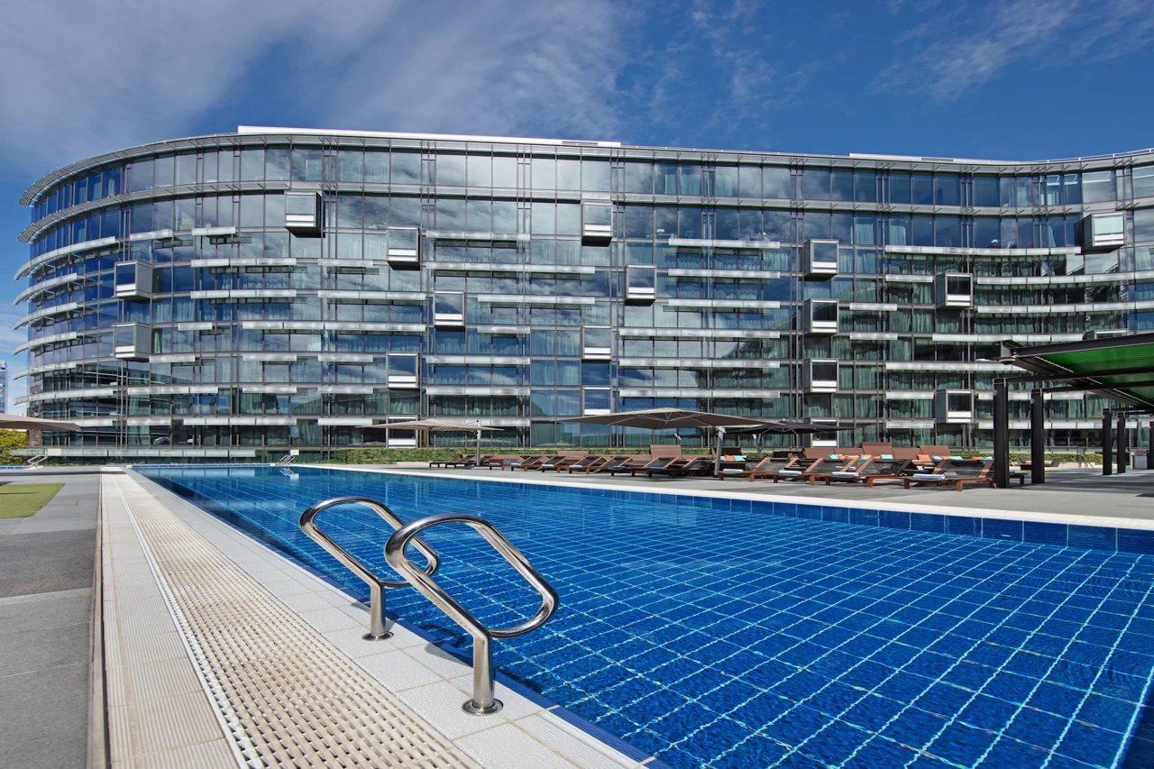 The Darling At The Star Hotel Sydney Kültér fotó The swimming pool at the hotel