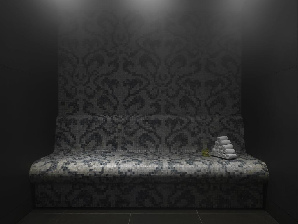 The Darling At The Star Hotel Sydney Kültér fotó The Iron Throne