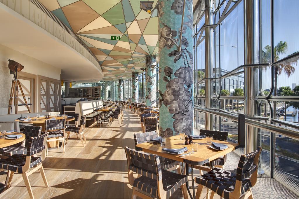 The Darling At The Star Hotel Sydney Kültér fotó The interior of the Melbourne Cricket Club's Yarra Lounge